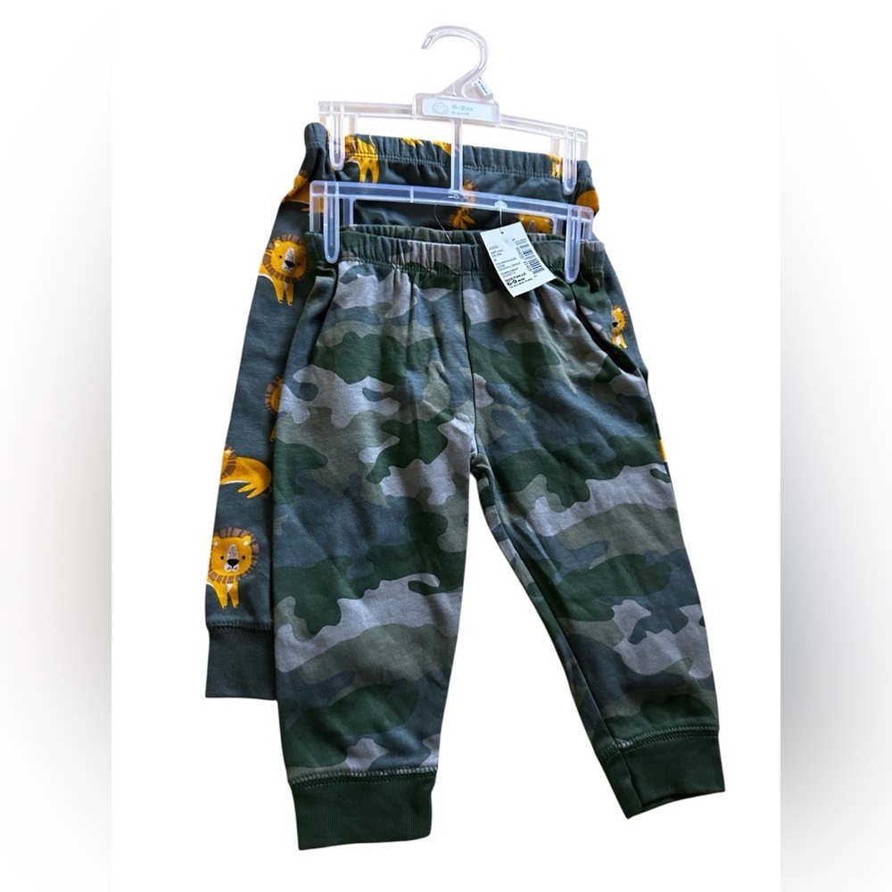 Lion and Camo infant joggers size 6-9 months New